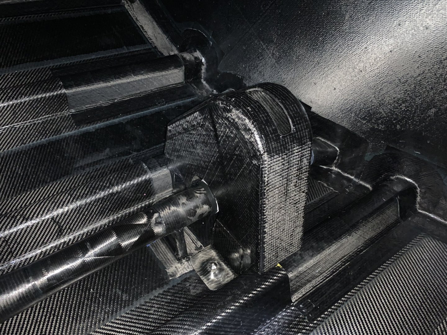 Verbundwerkstoff-Bauteil aus Carbon im Leichtbau